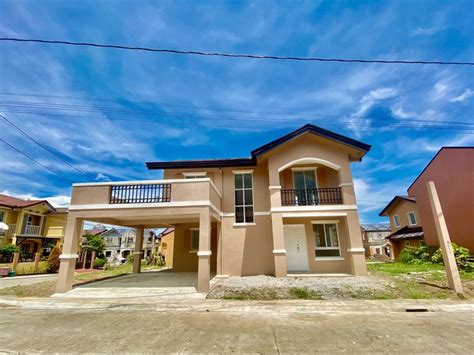 156 house and lots in Tayabas .
